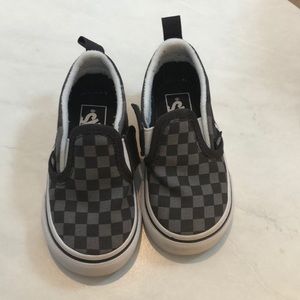 NWOT Vans Slip-ons